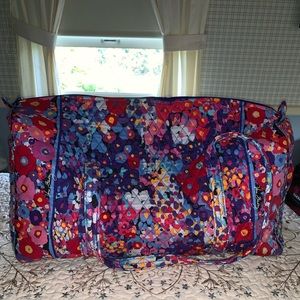 NWOT Vera Bradley Large Duffel